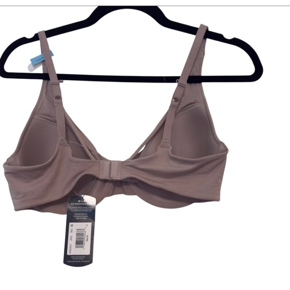 Maidenform Everyday
Luxe Full Coverage
Underwire Bra
#DM2401 - Picture 2 of 11